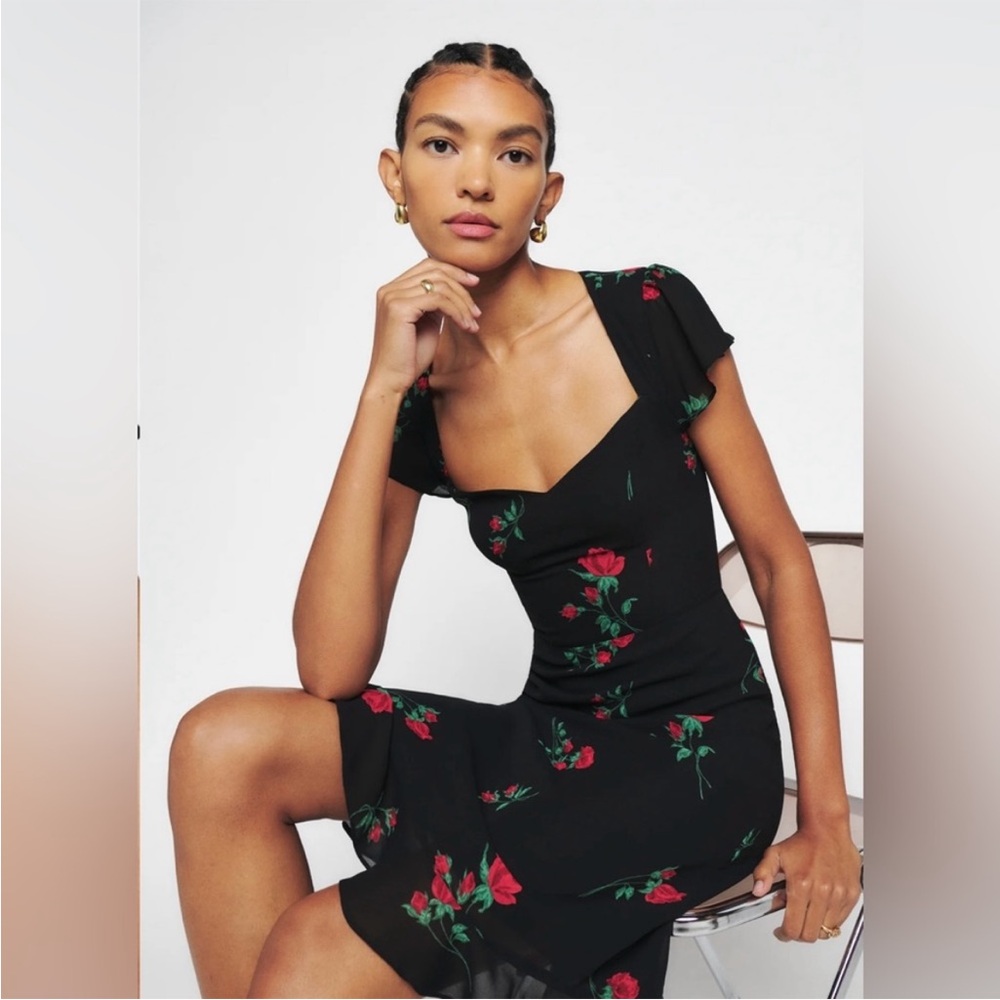 Reformation Rosi Dress in Rochelle - Picture 3 of 10